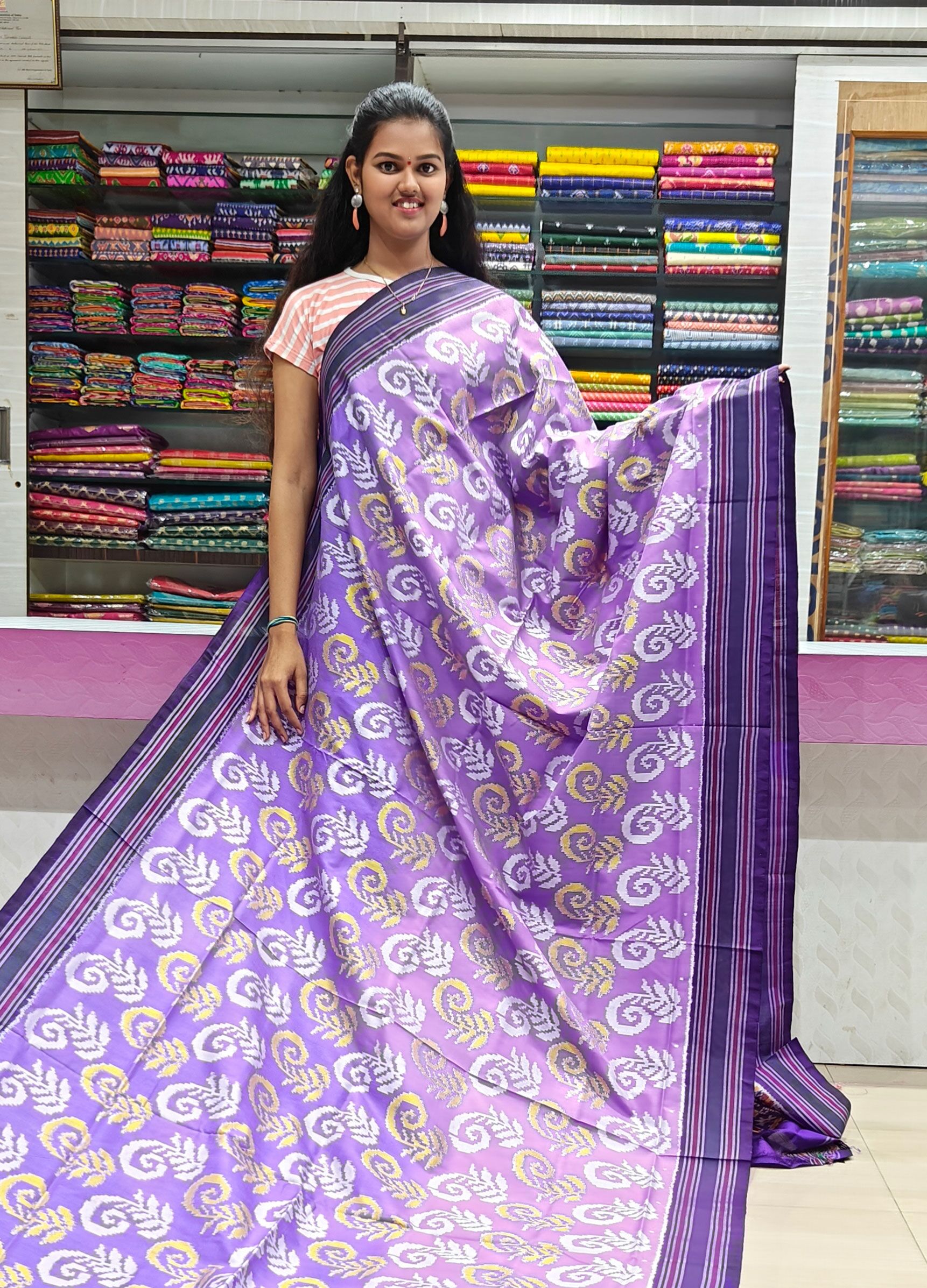 Pochampally Ikat Without Zari Leaf Design Sarees