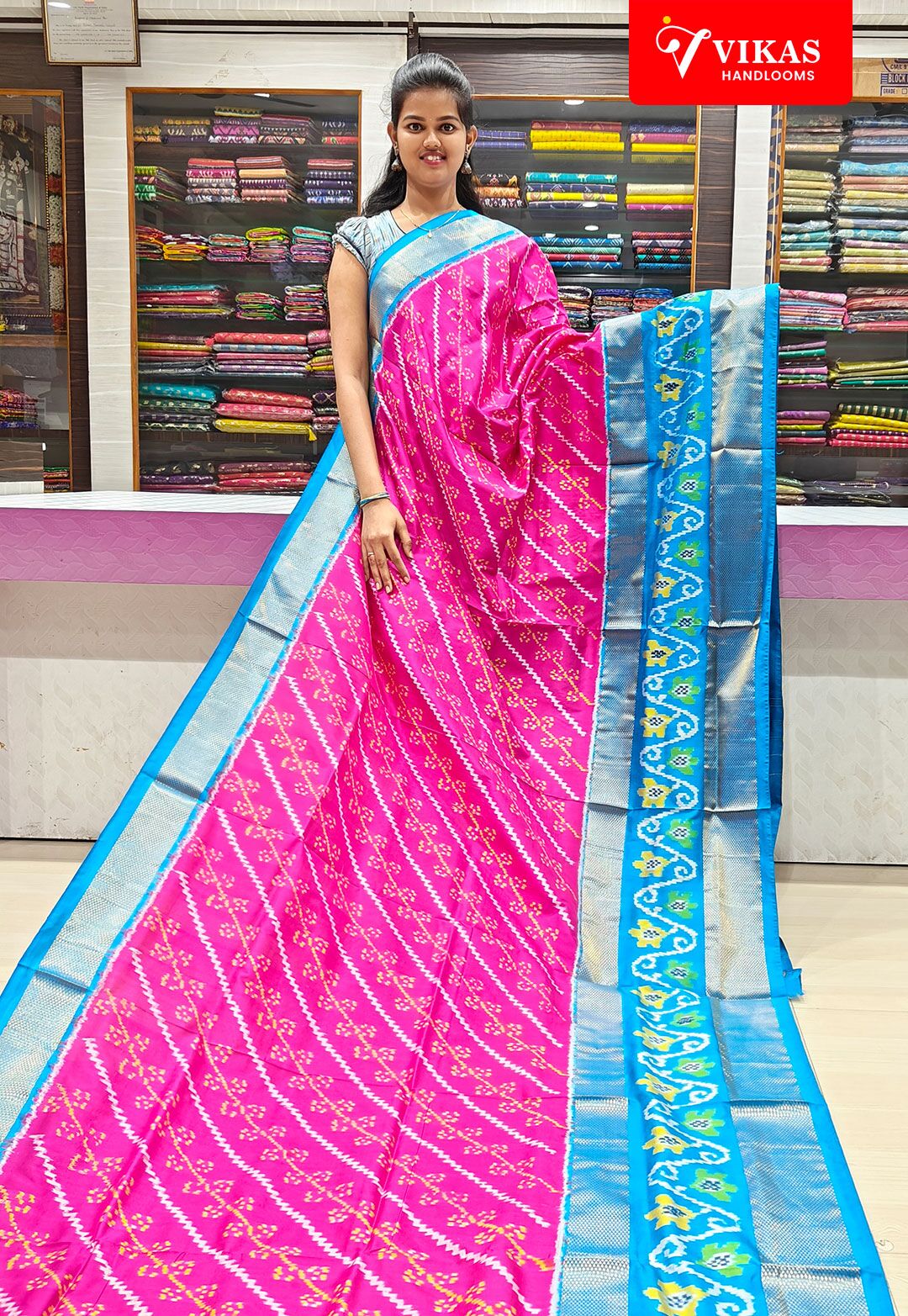 Pochampally Kaddi Border Sarees