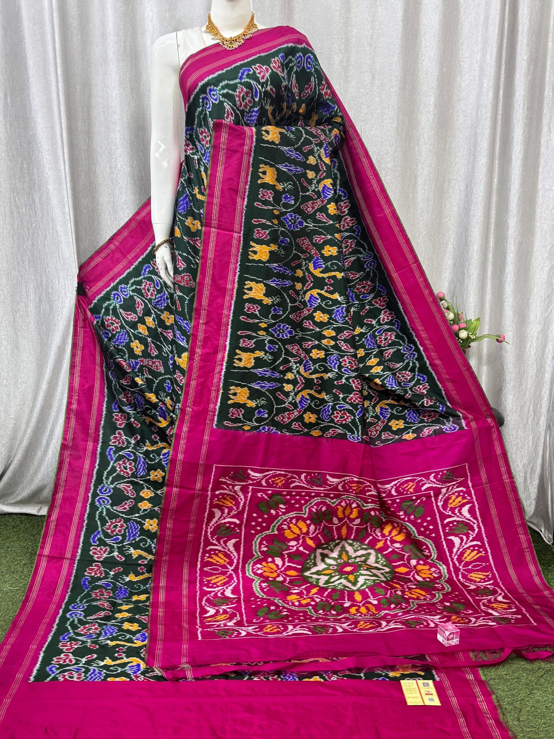 Pochampally Sarees Wholesale in Hyderabad