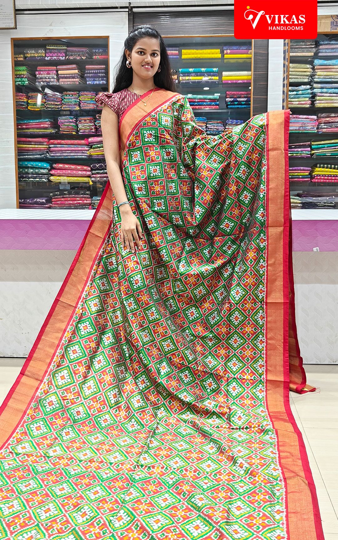 Pochampally Ikat Saree Tissue Border Green Sarees