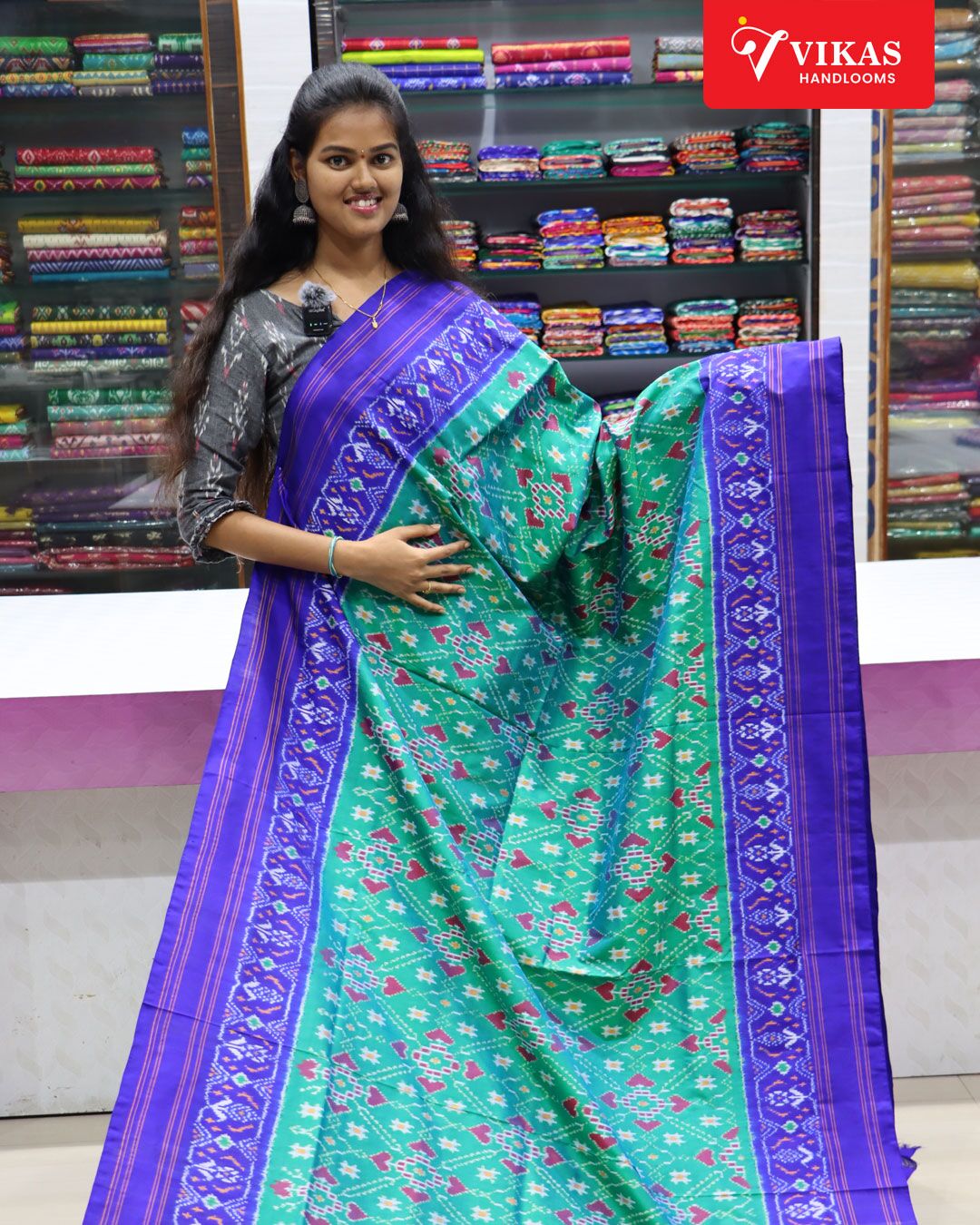 Pochampally Ikat Without Zari Dark Green Sarees