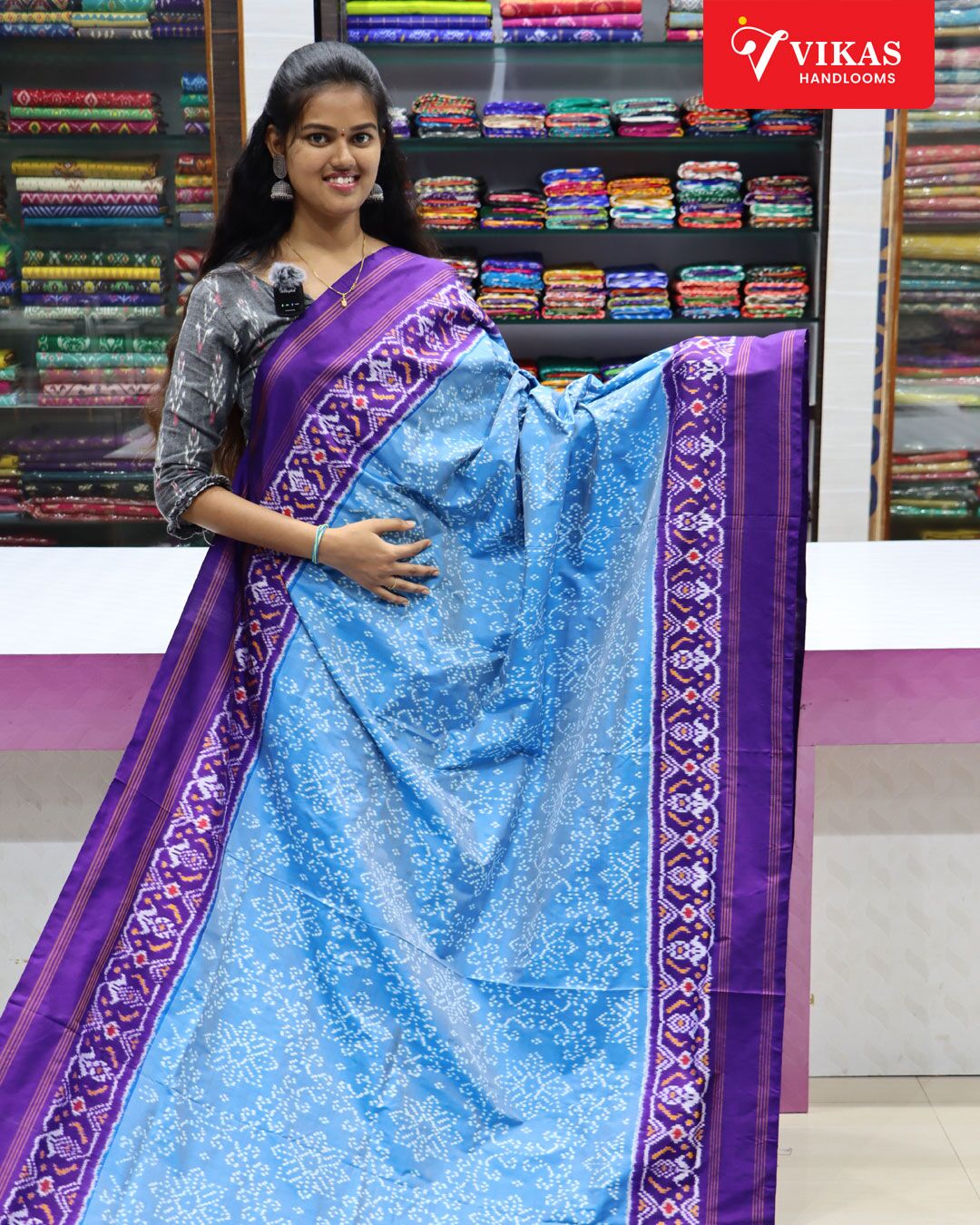 Pochampally Ikat Without Zari Floral Design Sarees