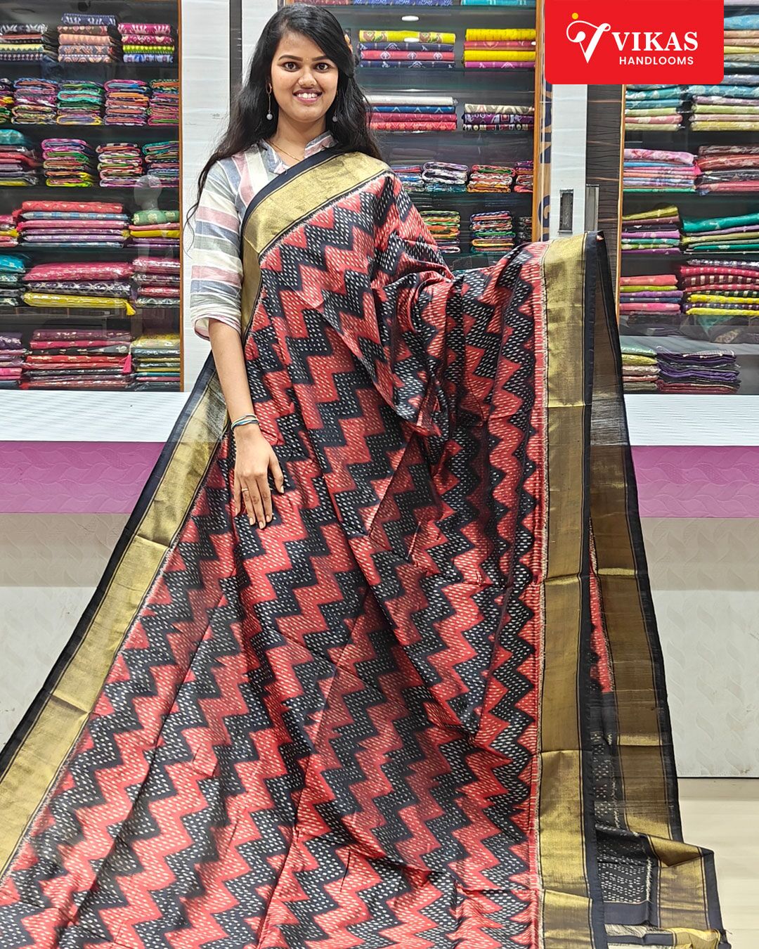 Pochampally Ikkat Special Designer Saree With Black Colour