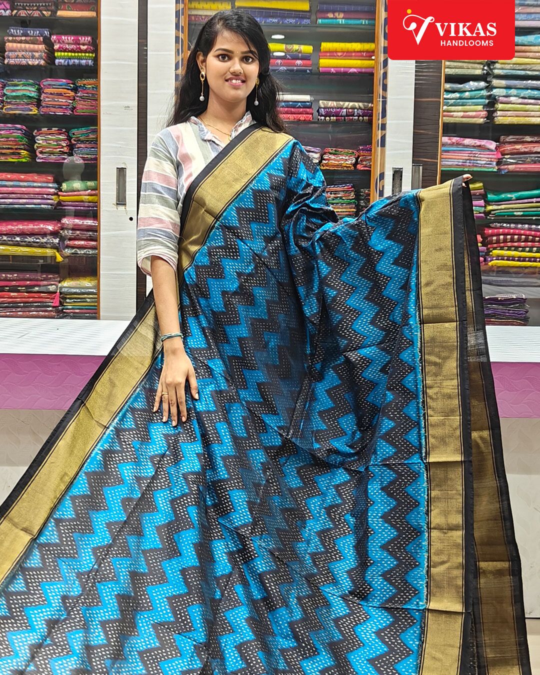Pochampally Ikkat Special Designer Saree With Blue And Black Colour