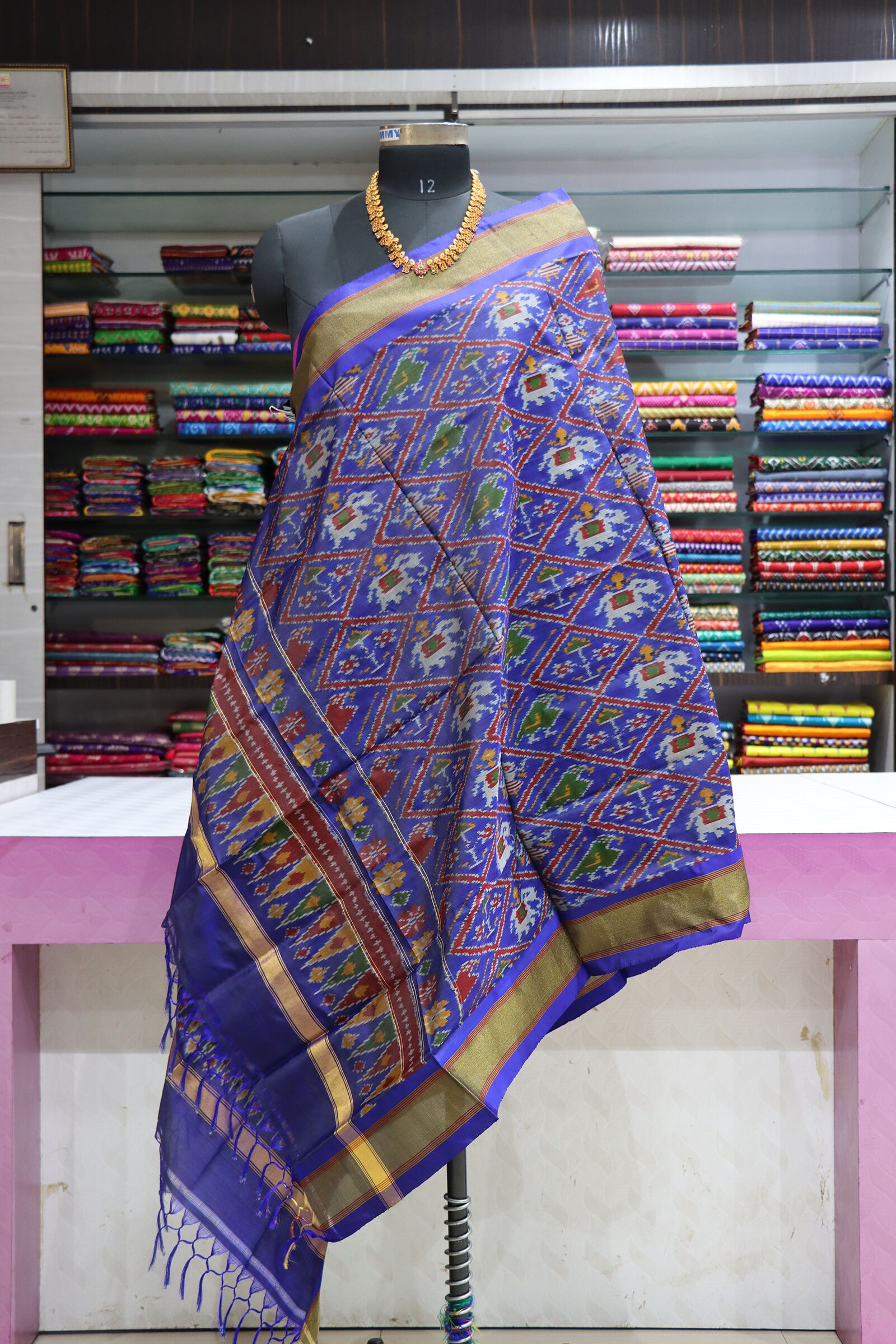 Pochampally Light Purple Gold Silk Dupatta