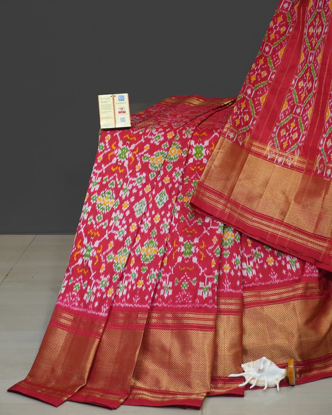 Pochampally Sarees Weavers
