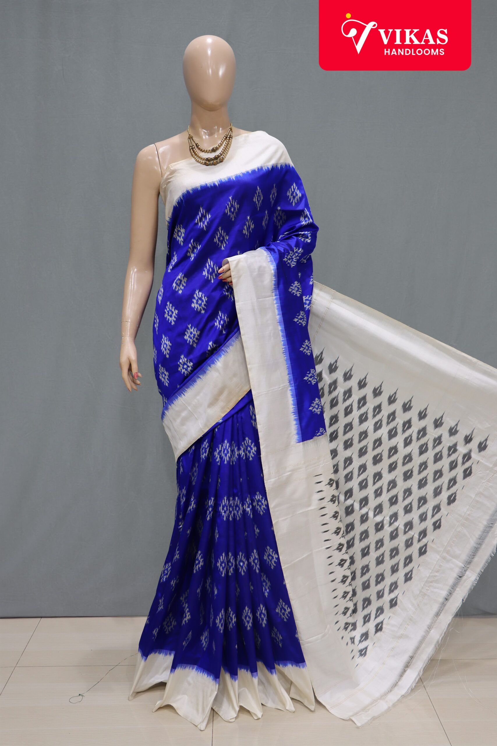 Pochampally Dark Blue Ikat Saree
