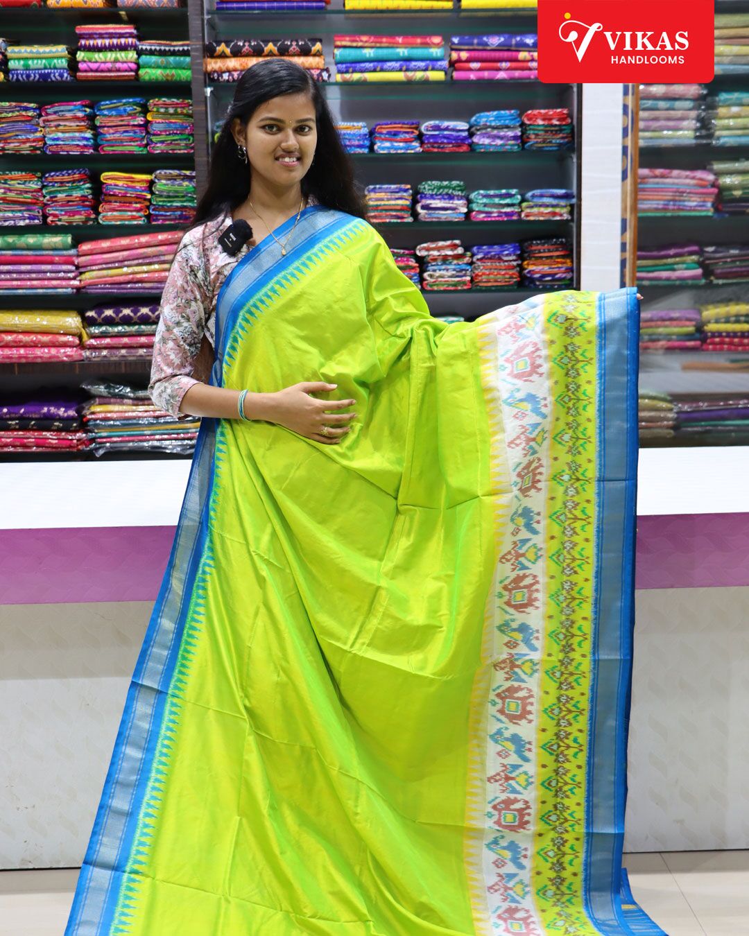 Pochampally Parrot Green Sarees