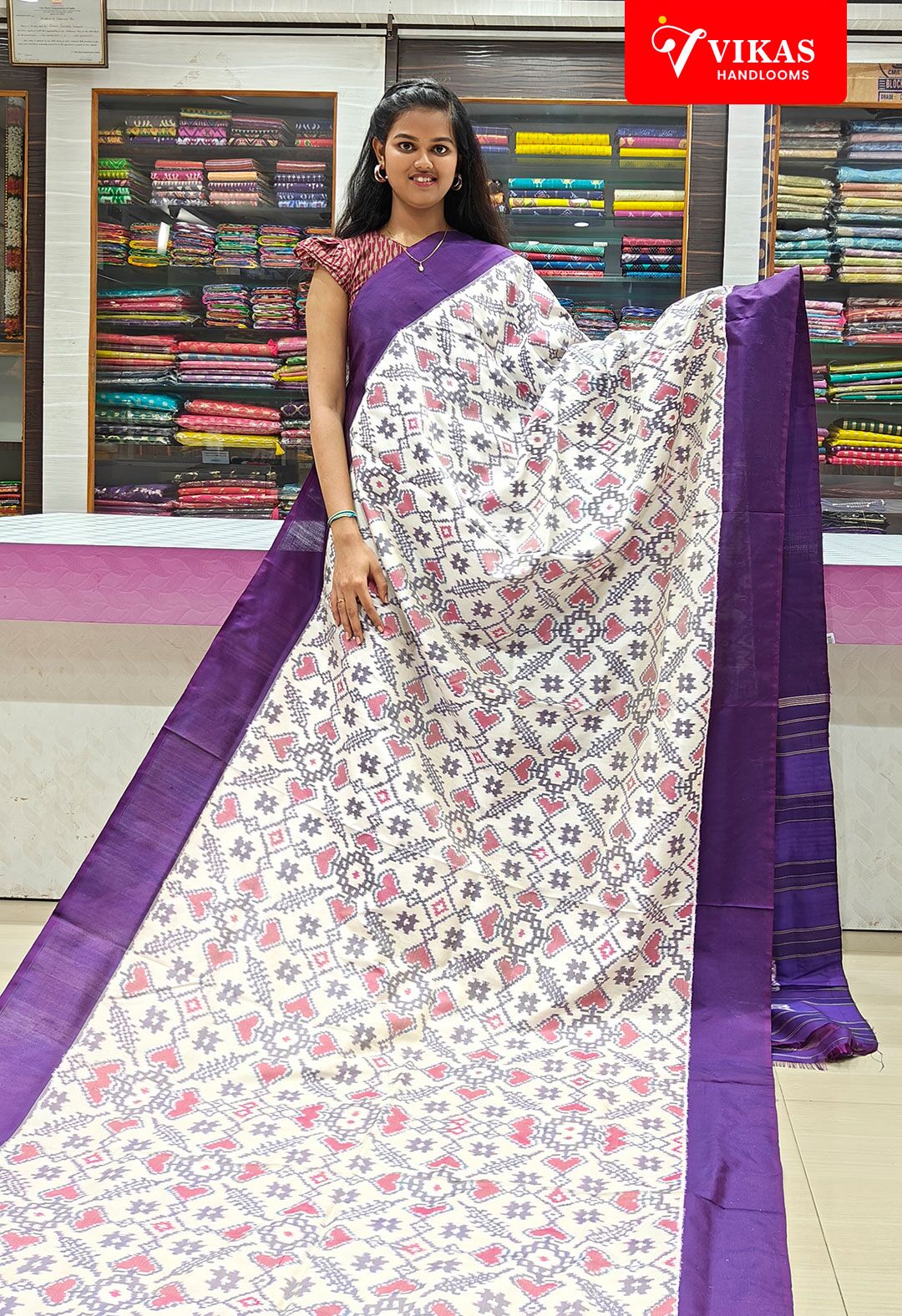 Pochampally Ikat Saree Tissue Border White Sarees